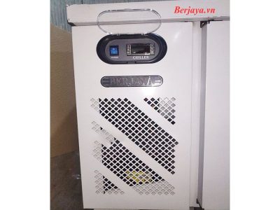 Bàn mát 3 cánh inox Berjaya BS3DC8/Z 4 Bàn mát 3 cánh inox Berjaya BS3DC8/Z thiết kế đơn giản, hệ thống tản nhiệt ở phía dưới
